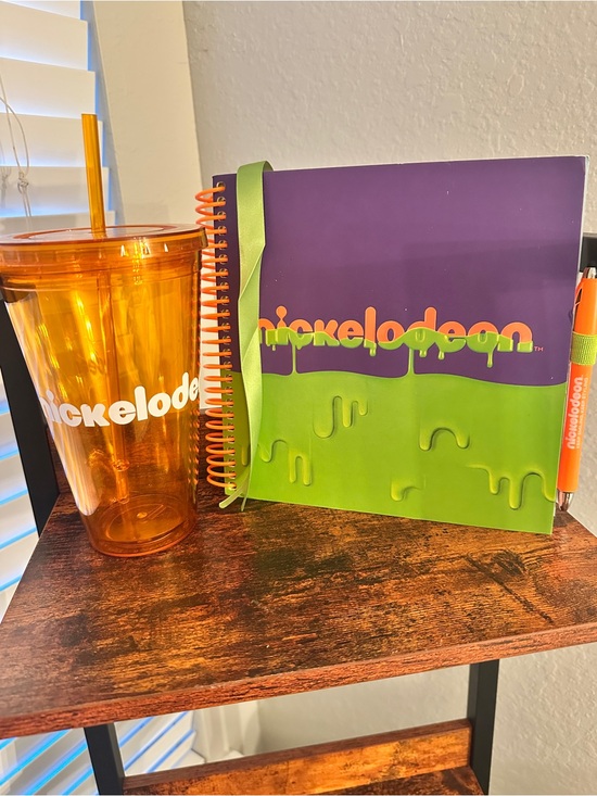Nickelodeon Other - 2017-2019 Nickelodeon Slime Calendar Sticker Notebook SpongeBob Unused W/Cup New